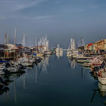 Maison Mare & Monti Πέζαρο